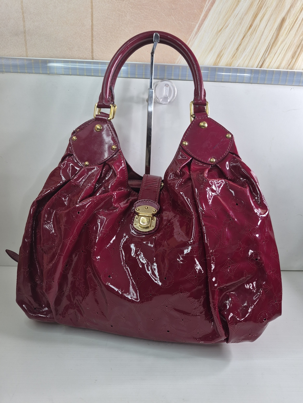 Louis Vuitton Patent Leather Tote in Berry